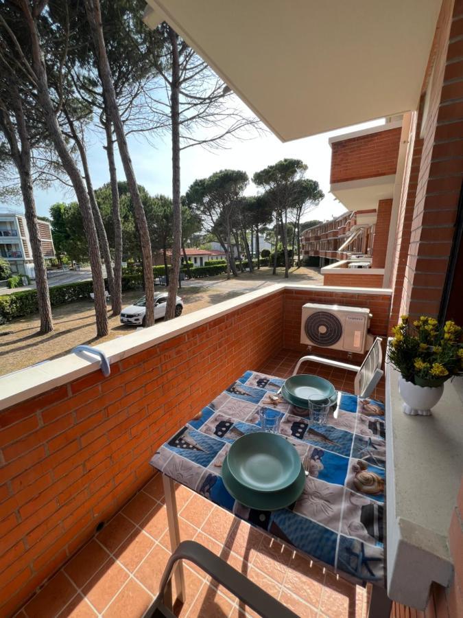 Twin Pine Trees Flats, Near Beach Bibione Extérieur photo